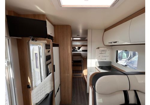 Autocaravana Integral ROLLER TEAM Zefiro Plus 284 de Ocasión