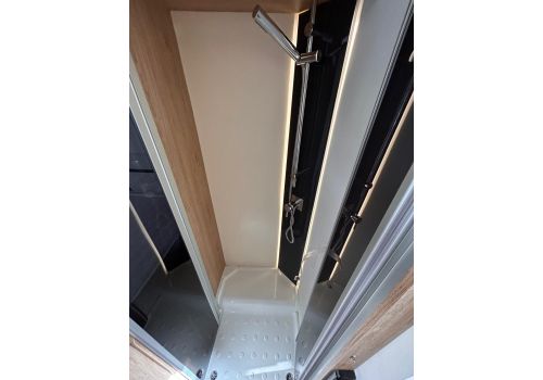 Autocaravana Integral ROLLER TEAM Zefiro Plus 284 de Ocasión