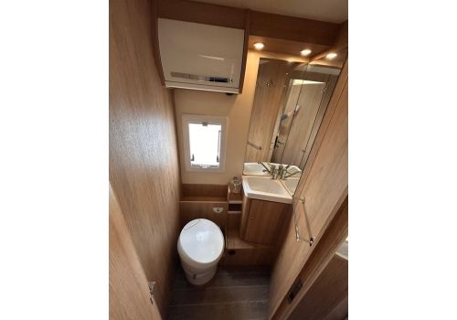 Autocaravana Integral ROLLER TEAM Zefiro Plus 284 de Ocasión