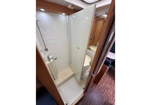 Autocaravana Integral HYMER Exsis  562 de Ocasión