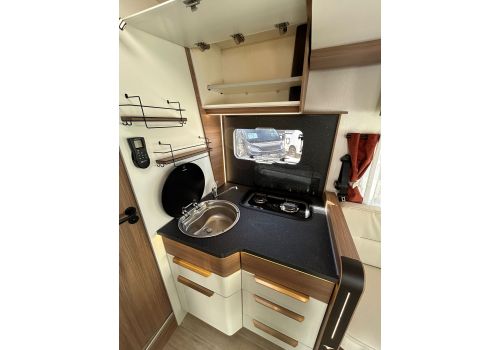Autocaravana Perfilada PILOTE P746 Expression de Ocasión