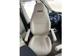 Autocaravana Perfilada PILOTE P746 Expression de Ocasión