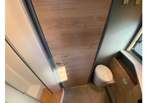 Autocaravana Perfilada DETHLEFFS Dethleffs Just T 7052 DBM en Alquiler