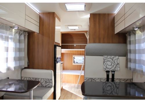 Autocaravana Capuchina RIMOR Katamarano 9 de Ocasión