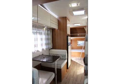 Autocaravana Capuchina RIMOR Katamarano 9 de Ocasión