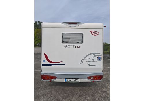 Autocaravana Perfilada GIOTTILINE Therry T33 de Ocasión