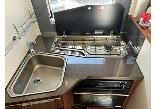 Autocaravana Integral ADRIA SONIC 700 SL de Ocasión