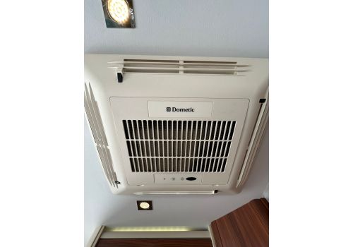 Autocaravana Integral ADRIA SONIC 700 SL de Ocasión