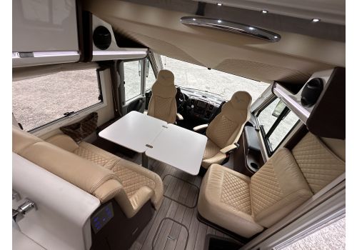 Autocaravana Integral MOBILVETTA K-Yatch Tekno Line 85 de Ocasión