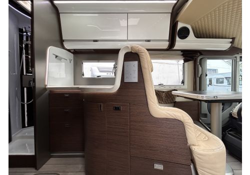 Autocaravana Integral MOBILVETTA K-Yatch Tekno Line 85 de Ocasión