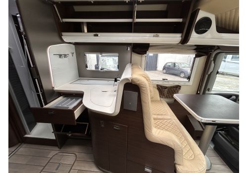 Autocaravana Integral MOBILVETTA K-Yatch Tekno Line 85 de Ocasión