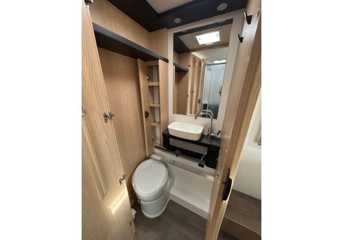 Autocaravana Perfilada SUNLIGHT T 690 L Adventure Edition de Ocasión
