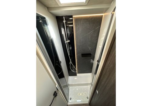 Autocaravana Integral MOBILVETTA KEA i 90 de Ocasión