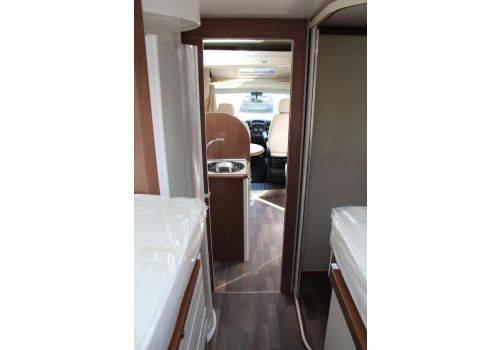 Autocaravana Perfilada ILUSION Irius 740 modelo 2016 de Ocasión