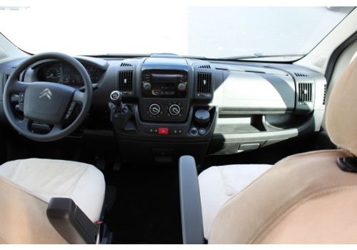 Autocaravana Perfilada ILUSION Irius 740 modelo 2016 de Ocasión