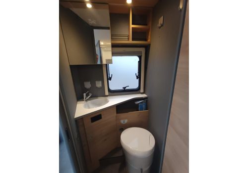 Autocaravana Perfilada DETHLEFFS Just Camp T 7052 DBL Nueva en Venta