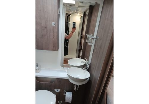 Autocaravana Integral BENIMAR Amphitryon 967 de Ocasión