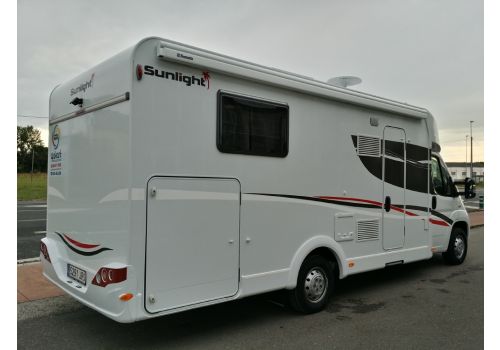 Autocaravana Perfilada SUNLIGHT T 68 modelo 2016 de Ocasión
