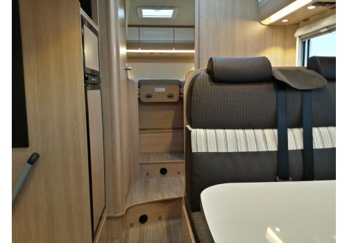 Autocaravana Perfilada SUNLIGHT T 68 modelo 2016 de Ocasión