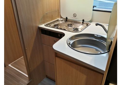 Autocaravana Perfilada SUNLIGHT T 68 modelo 2016 de Ocasión