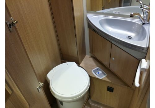 Autocaravana Perfilada SUNLIGHT T 68 modelo 2016 de Ocasión