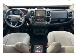 Autocaravana Perfilada ROLLER TEAM MOBILVETTA KEA P90 en Alquiler