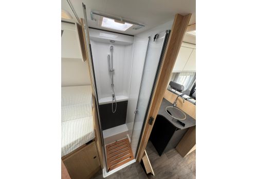 Autocaravana Integral SUNLIGHT I 68 Adventure Edition Nueva en Venta