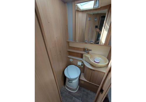 Autocaravana Perfilada BURSTNER Ixeo 734 de Ocasión
