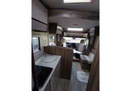 Autocaravana Perfilada ROLLER TEAM Kronos 294 TL Spring Edition en Alquiler