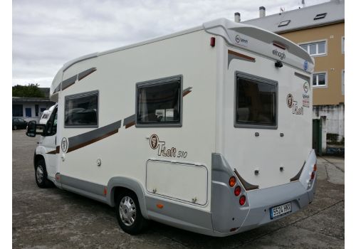 Autocaravana Perfilada ELNAGH T-loft 310 de Ocasión