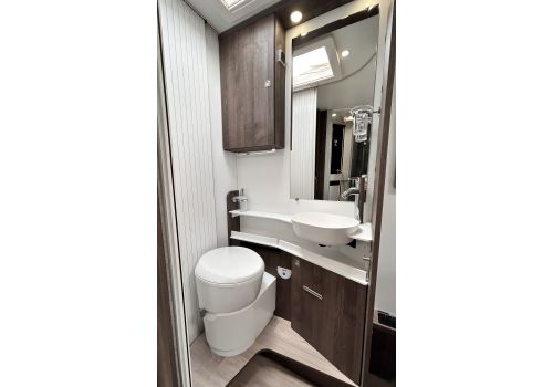 Autocaravana Integral BENIMAR Amphitryon 997 de Ocasión