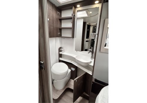 Autocaravana Integral BENIMAR Amphitryon 997 de Ocasión