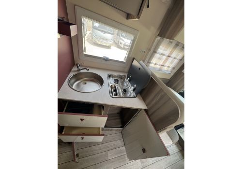 Autocaravana Perfilada ROLLER TEAM Kronos 265 TL Nueva en Venta