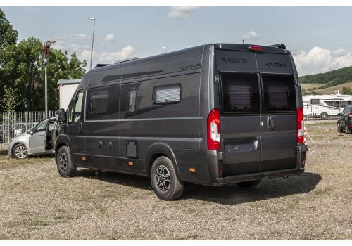 Furgoneta Cámper MOBILVETTA Karys 6.5 Nueva en Venta