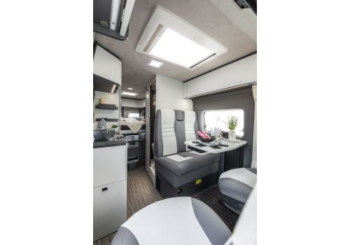 Furgoneta Cámper MOBILVETTA Karys 6.5 Nueva en Venta