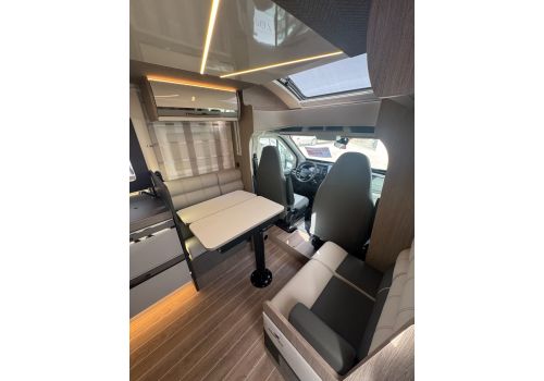 Autocaravana Perfilada ROLLER TEAM Zefiro 267 TL Nueva en Venta