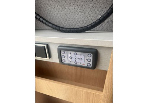 Autocaravana Integral HYMER B 680 MC de Ocasión
