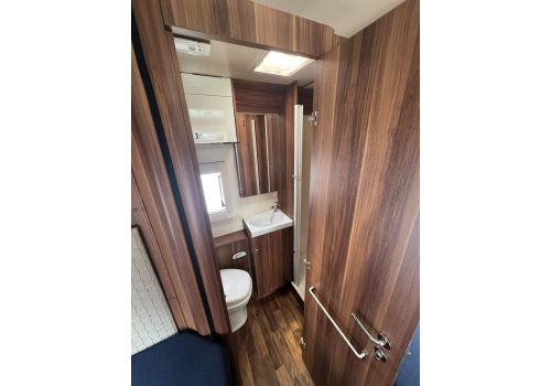 Autocaravana Perfilada ROLLER TEAM Zefiro 282 TL de Ocasión