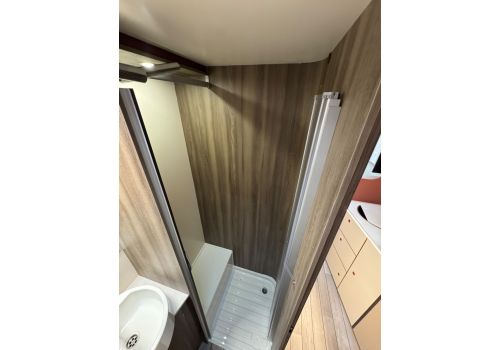Autocaravana Perfilada ROLLER TEAM Kronos 274 TL Nueva en Venta