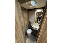 Autocaravana Capuchina ROLLER TEAM Kronos 274 TL Nueva en Venta