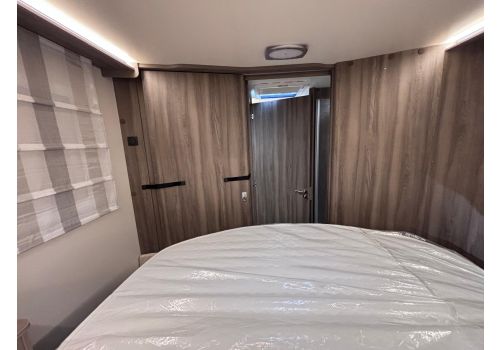 Autocaravana Perfilada ROLLER TEAM Kronos 267 TL Black Edition Nueva en Venta