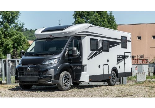 Autocaravana Perfilada ROLLER TEAM Kronos 288TL Black Edition Nueva en Venta