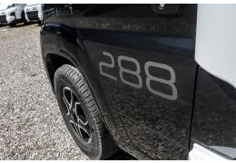 Autocaravana Perfilada ROLLER TEAM Kronos 288TL Black Edition Nueva en Venta