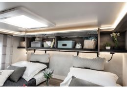 Autocaravana Perfilada ROLLER TEAM Kronos 288TL Black Edition Nueva en Venta