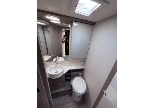 Autocaravana Perfilada ROLLER TEAM Zefiro 287 TL Nueva en Venta