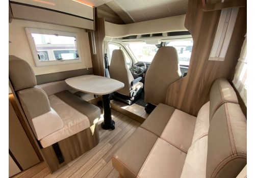 Autocaravana Perfilada ROLLER TEAM Kronos 288 TL Spring Edition en Alquiler
