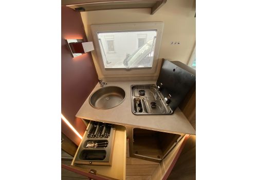 Autocaravana Perfilada ROLLER TEAM Kronos 288 TL Spring Edition en Alquiler