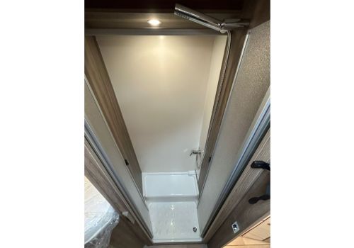 Autocaravana Perfilada ROLLER TEAM Kronos 288 TL Spring Edition en Alquiler