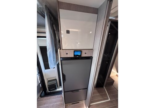 Autocaravana Perfilada ROLLER TEAM Zefiro 266 TL Nueva en Venta