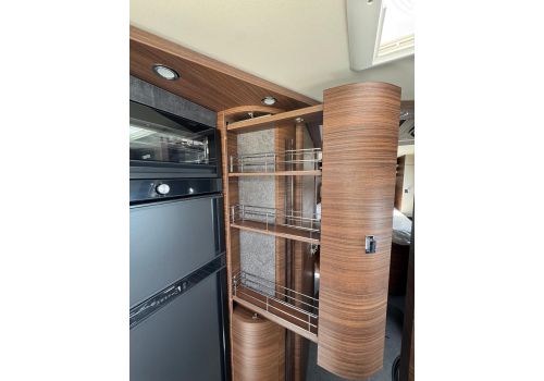 Autocaravana Integral CARTHAGO Chic C-Line I 5.0 L QB Nueva en Venta